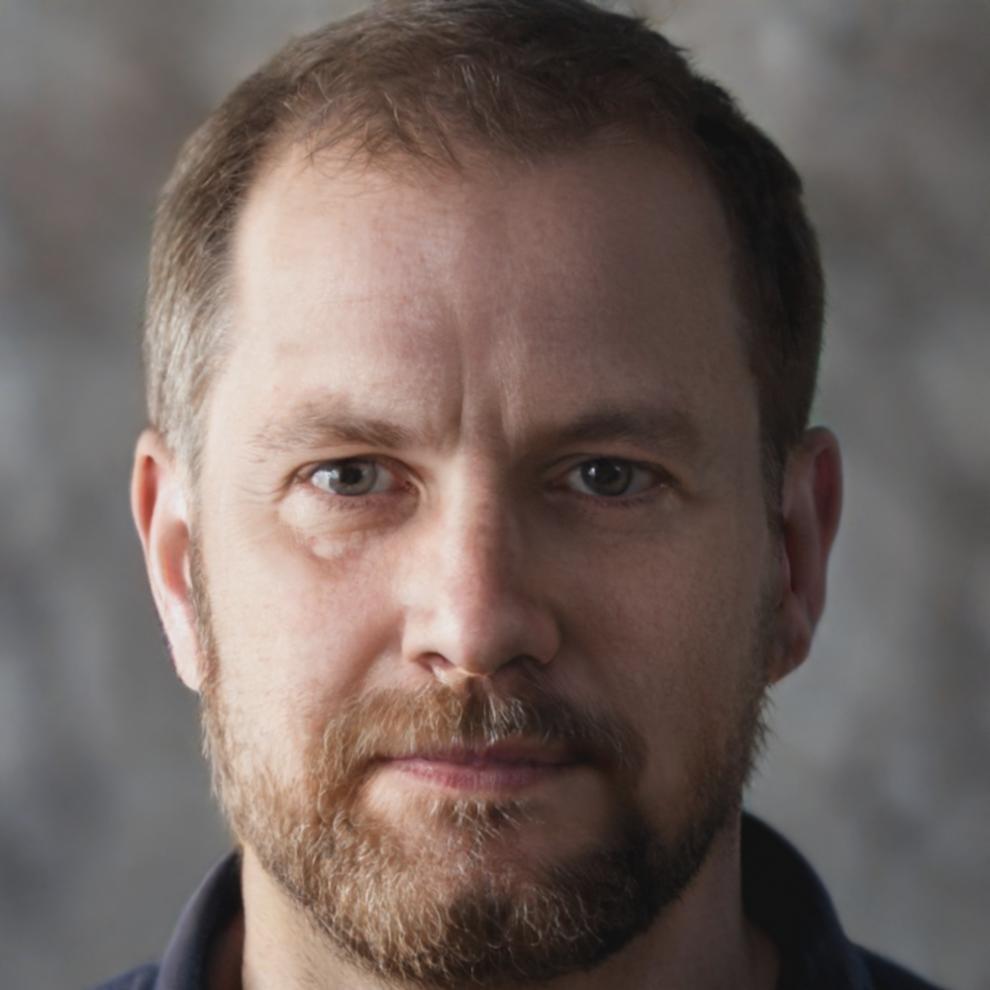 Portrait de Bastien Maurel, Directeur Financier chez zoriveniqo